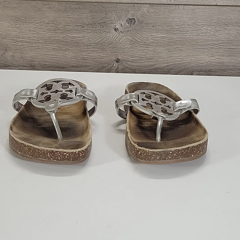 Tory Burch Silver Logo Thong Sandals Sz 8